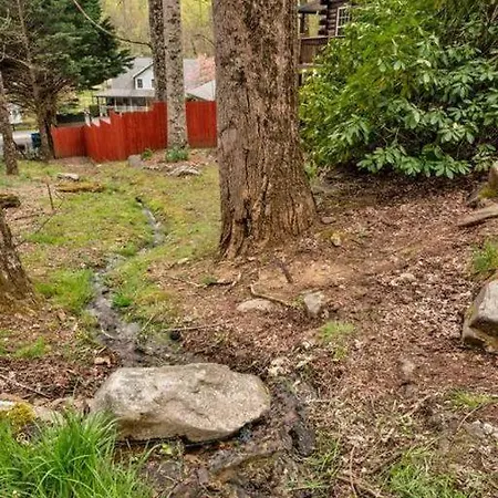 Soco Serene Cabin In The Heart Of Maggie Valley Exterior photo